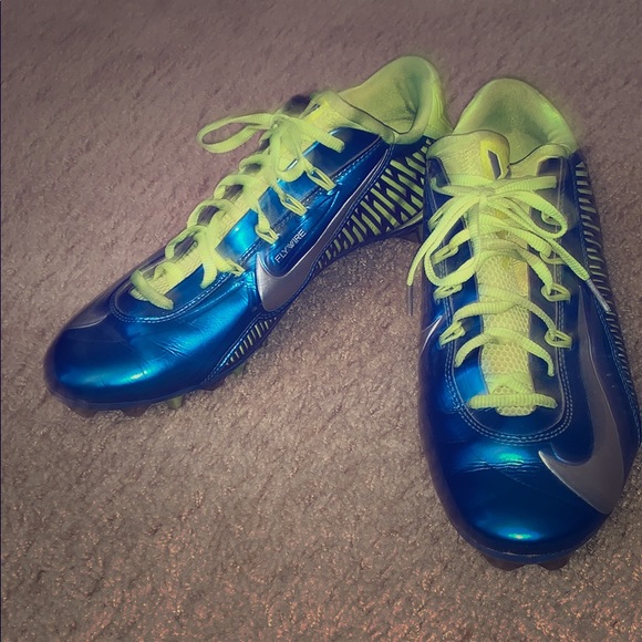 neon yellow football cleats